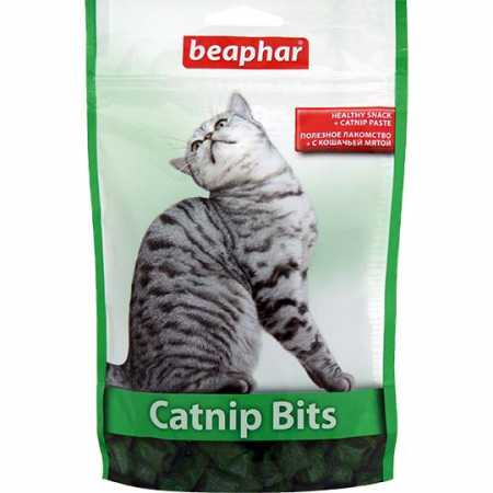 Лакомство для кошек Beaphar Подушечки Catnip Bits с кошачьей мятой для кошек и котят, 150 г